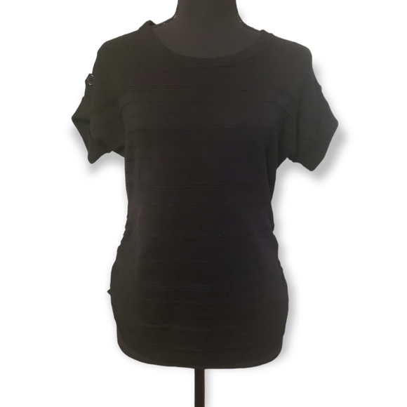 APT. 9 black top - Picture 1 of 7